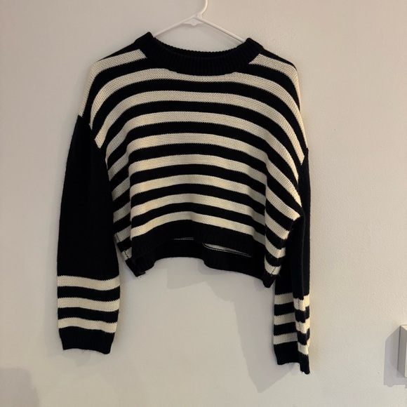 Topshop size 4 Black and White Striped chunky knit cropped Women's Sweater - Picture 1 of 7